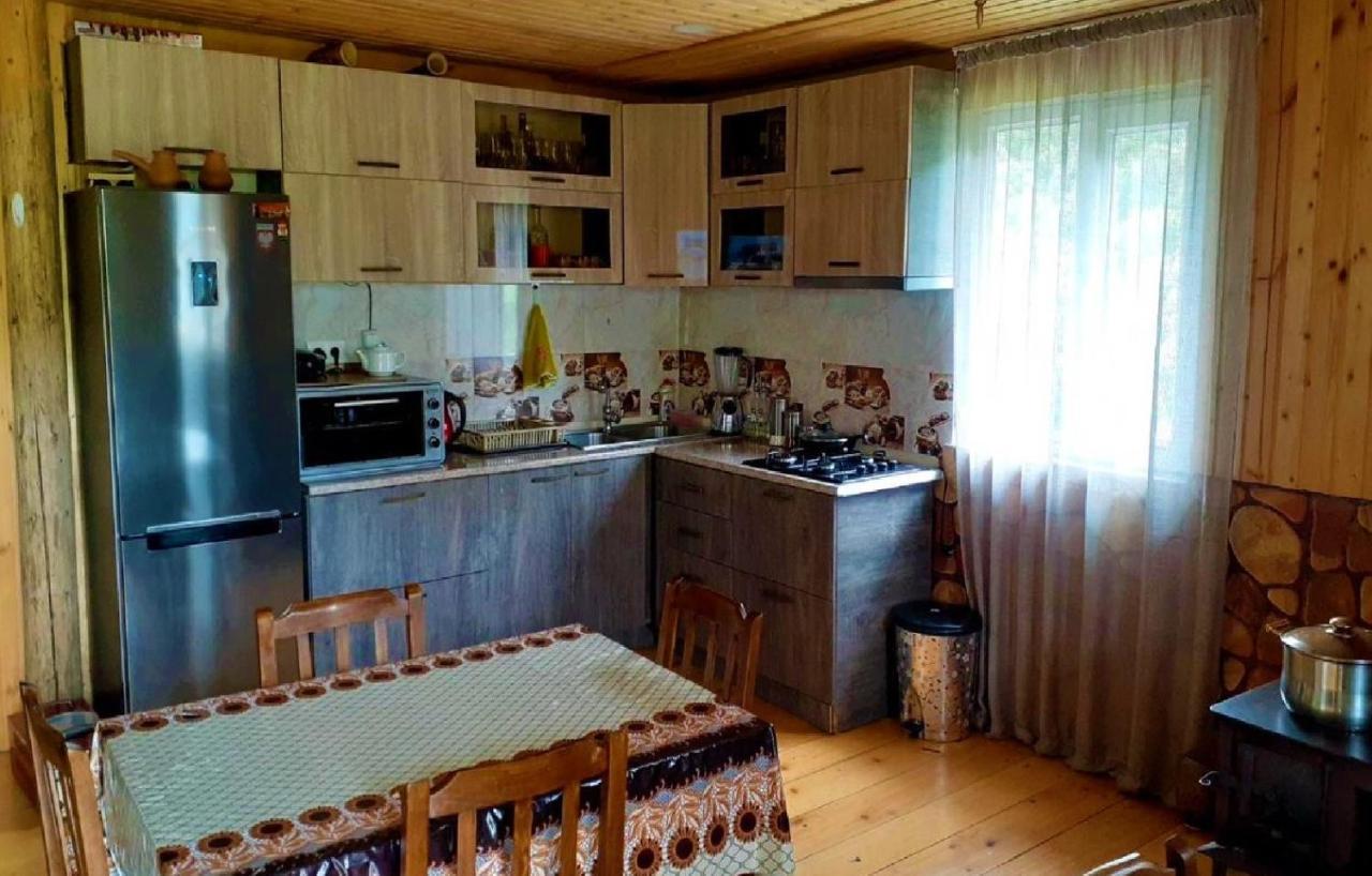 Mate Private Bathrooms Ušguli Exteriér fotografie